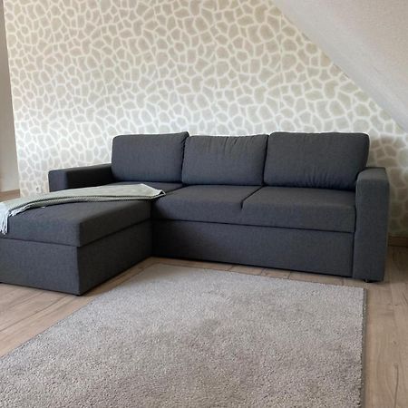 Schoene Ruhige Wohnung In Anliegerstrasse Essen Exteriör bild