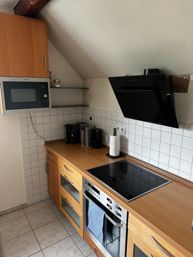 Schoene Ruhige Wohnung In Anliegerstrasse Essen Exteriör bild