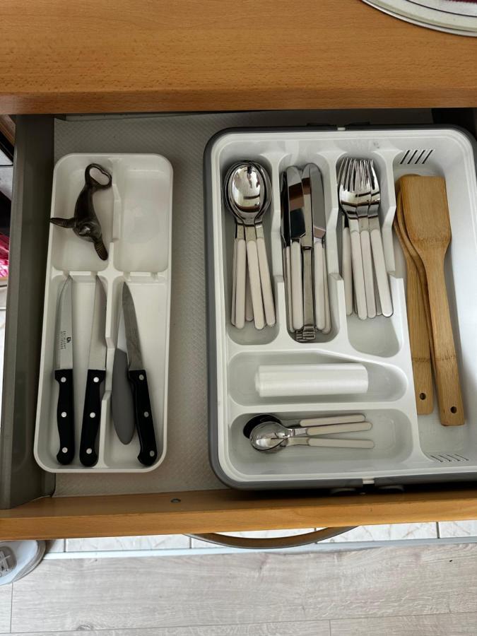 Schoene Ruhige Wohnung In Anliegerstrasse Essen Exteriör bild